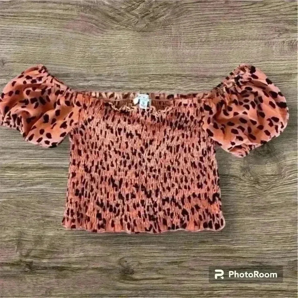 Tiger Town Crop Top Size Small - Picture 1 of 3